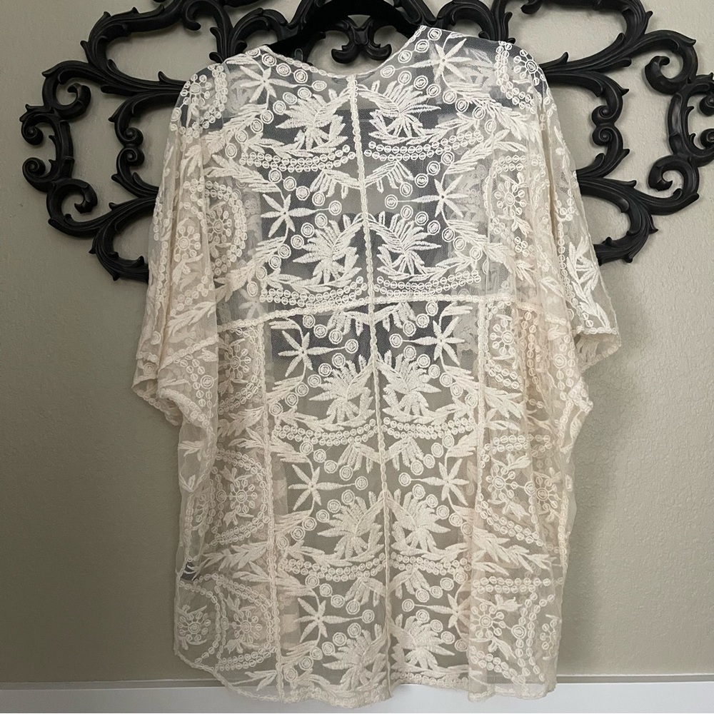 Knapp Studio Ivory Lace Kimono Cardigan Size S (but roomy) - Picture 4 of 13